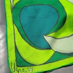Vintage Vera vibrant Green and Blue lightweight sheer swirling lines Scarf